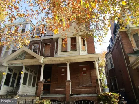1123 S 46th St, Philadelphia, PA 19143