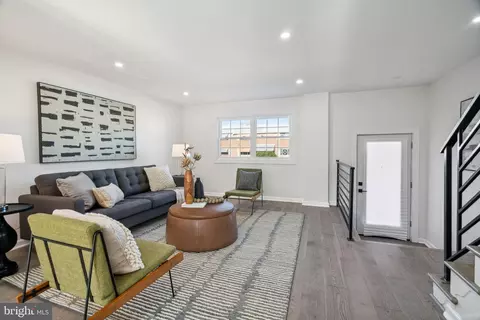 514 Parrish St, Philadelphia, PA 19123