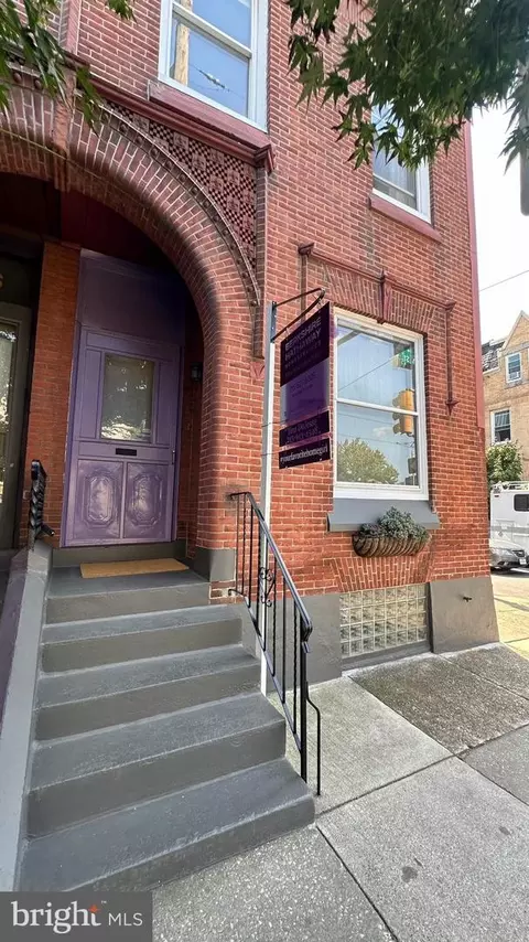 2438 Poplar St, Philadelphia, PA 19130