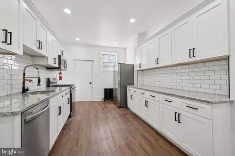 2925 N Marston St, Philadelphia, PA 19132