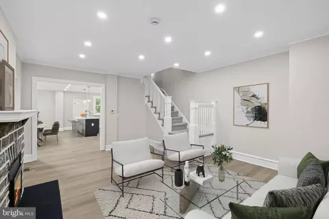846 E Rittenhouse St, Philadelphia, PA 19138