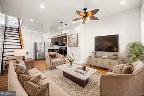 3044 N Sydenham St, Philadelphia, PA 19132