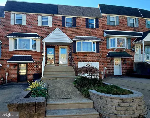 4228 Carteret Dr, Philadelphia, PA 19114