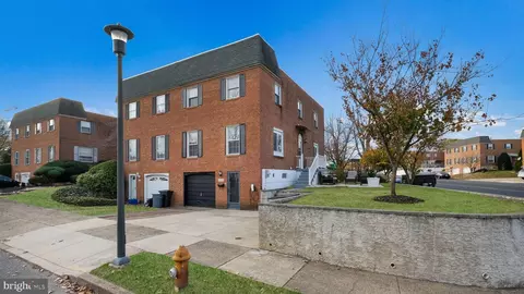 173 Larkspur St, Philadelphia, PA 19116