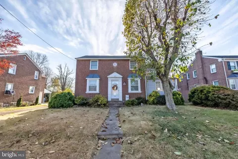 1102 Rhawn St, Philadelphia, PA 19111