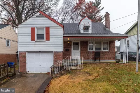 928 Hartel Ave, Philadelphia, PA 19111