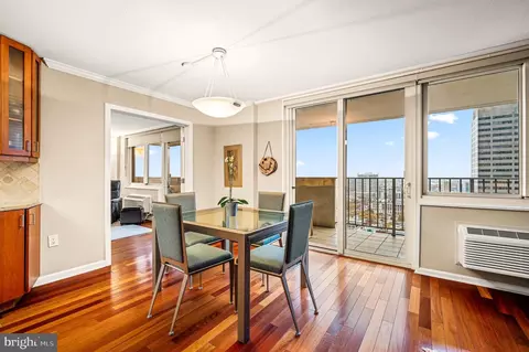 1901 John F Kennedy Blvd #2505-06, Philadelphia, PA 19103