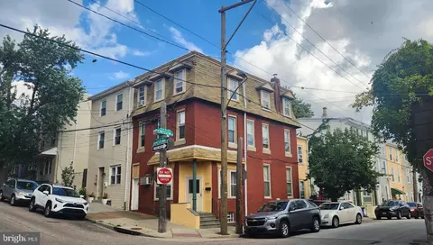 117 Jamestown St, Philadelphia, PA 19127