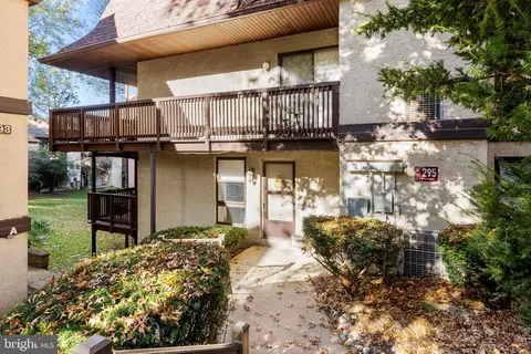295 Shawmont Ave #3A1, Philadelphia, PA 19128