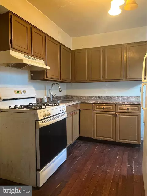5131 Harlan St, Philadelphia, PA 19131