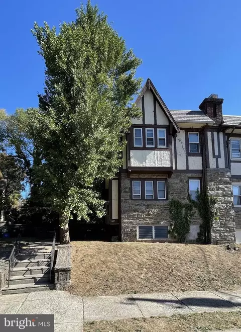 6607 Blakemore St, Philadelphia, PA 19119