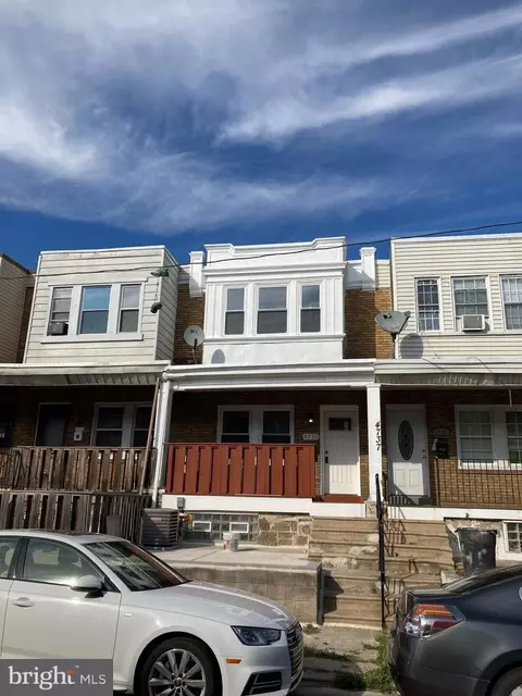 4735 Meridian St, Philadelphia, PA 19136