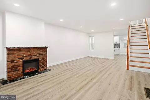 2010 S 64th St, Philadelphia, PA 19142