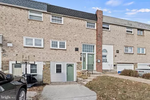 3622 Essex Ln, Philadelphia, PA 19114