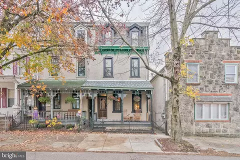 4376 Manayunk Ave, Philadelphia, PA 19128