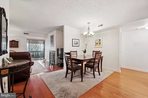 419 Shawmont Ave #C, Philadelphia, PA 19128