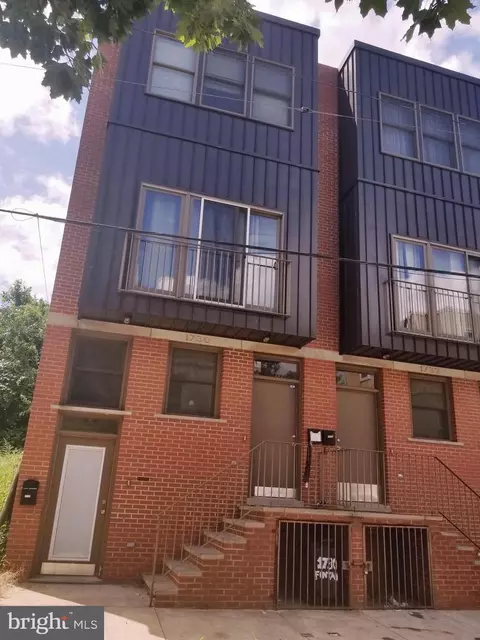 1730 Fontain St, Philadelphia, PA 19121
