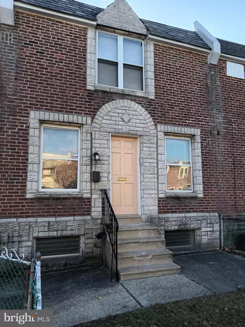 636 E Carver St E, Philadelphia, PA 19120
