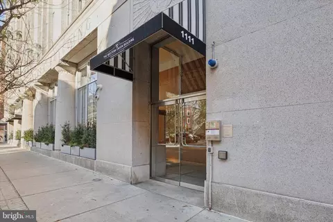 1101 Locust St #3J, Philadelphia, PA 19107