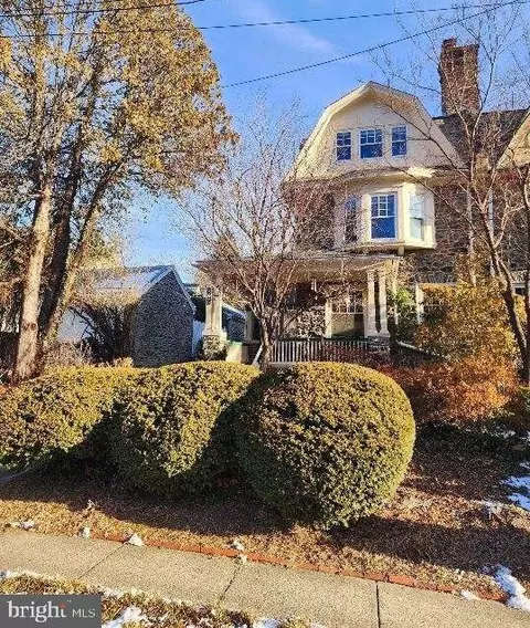 6845 Anderson St, Philadelphia, PA 19119