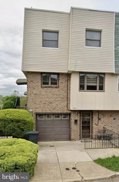2931 Jenny Pl, Philadelphia, PA 19136