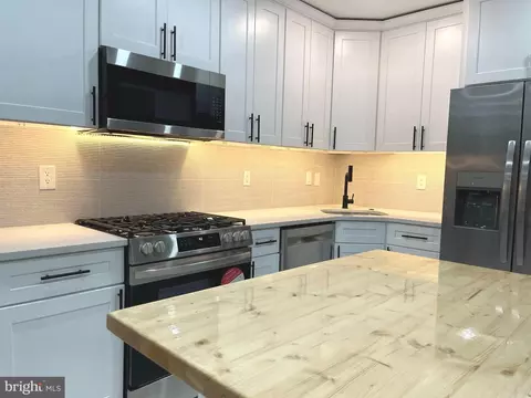 3821 Fairmount Ave, Philadelphia, PA 19104