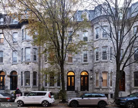 2112 Pine St #1, Philadelphia, PA 19103