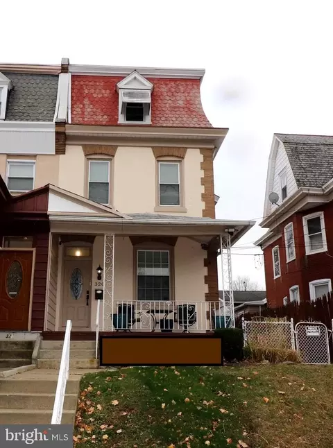 320 Loney St, Philadelphia, PA 19111