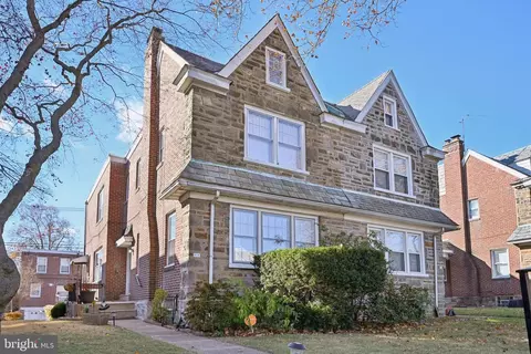 818 Unruh Ave, Philadelphia, PA 19111
