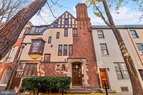 1918 20 Panama St, Philadelphia, PA 19103