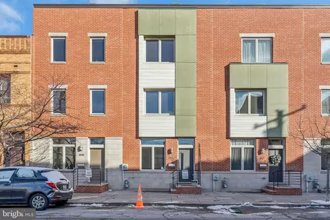 819 Carpenter St #A, Philadelphia, PA 19147
