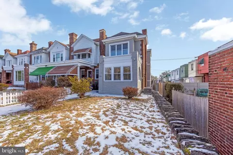 5115 Oakland St, Philadelphia, PA 19124