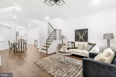 5726 Rodman St, Philadelphia, PA 19143