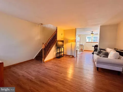 6628 Guyer Ave, Philadelphia, PA 19142