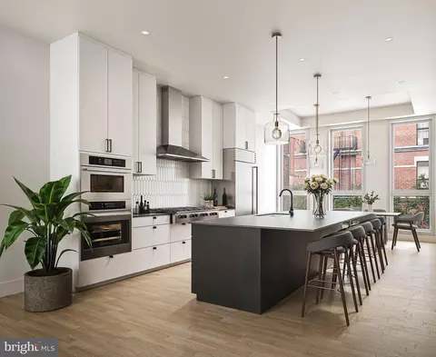 1101 Christian St #2, Philadelphia, PA 19147