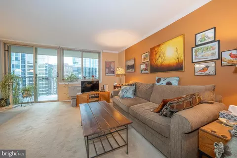 1919 Chestnut St #2203, Philadelphia, PA 19103