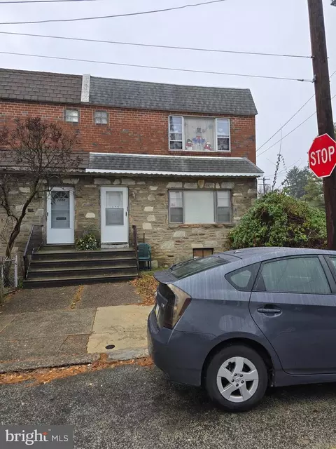 1600 Stanwood St, Philadelphia, PA 19152