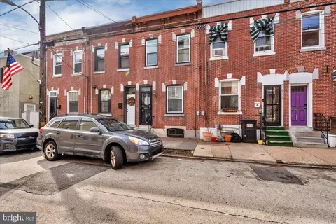 2360 E Gordon St, Philadelphia, PA 19125