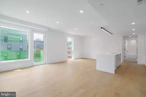 1501 N 31st St #412, Philadelphia, PA 19121