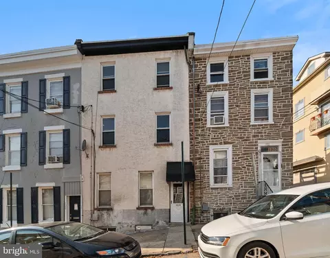 128 Gay St, Philadelphia, PA 19127