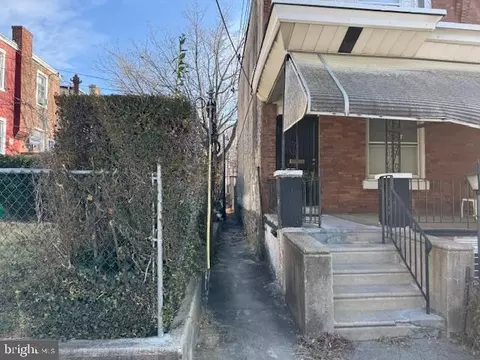 6433 N 21st St, Philadelphia, PA 19138