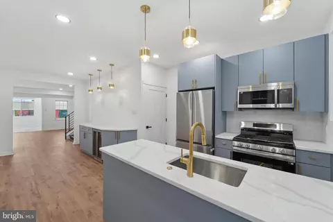 13 W Allens Ln, Philadelphia, PA 19119