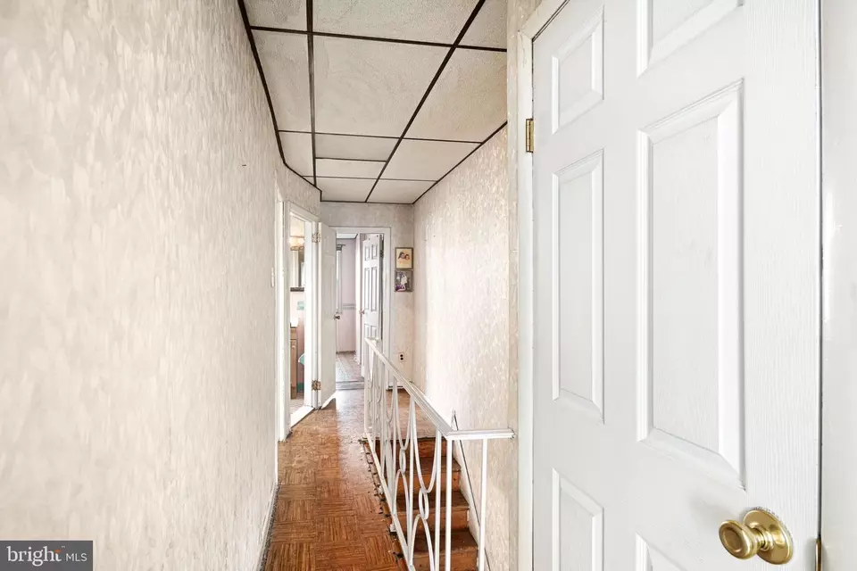 Entry Way - 2639 Bainbridge St, Philadelphia, PA 19146 photo 2 of 2
