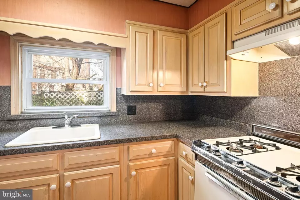 Kitchen - 2639 Bainbridge St, Philadelphia, PA 19146 photo 1 of 2
