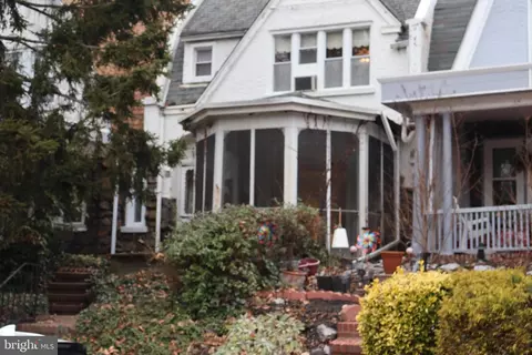 6485 Morris Park Rd, Philadelphia, PA 19151