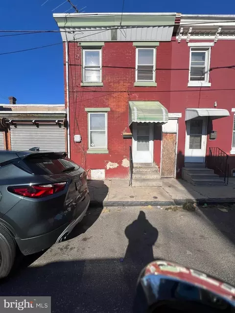 5149 Harlan St, Philadelphia, PA 19131