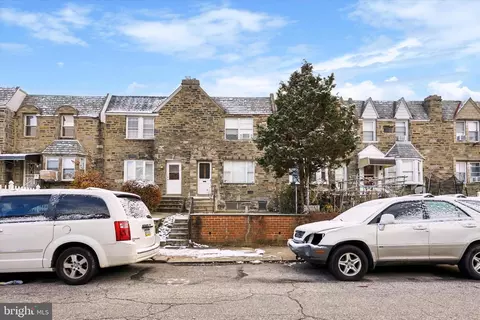 6945 Kindred St, Philadelphia, PA 19149