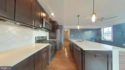 1241 Buttonwood St #4B, Philadelphia, PA 19123