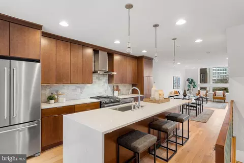 608 N Galloway St #G, Philadelphia, PA 19123