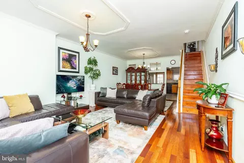 2996 E Thompson St, Philadelphia, PA 19134